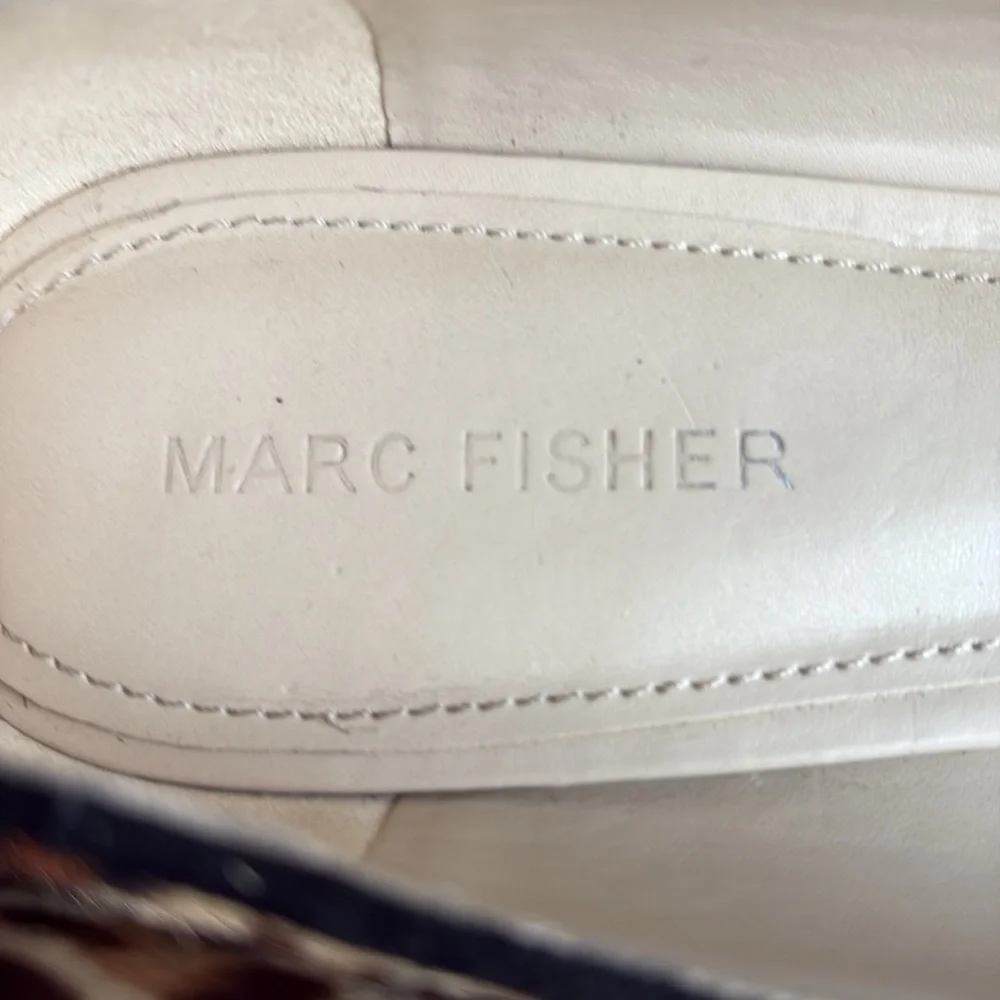 Marc Fisher Brown and Black Cow Fur Flats Sleek Pointed-Toe Loafers Size 7.5 EUC - Picture 10 of 11